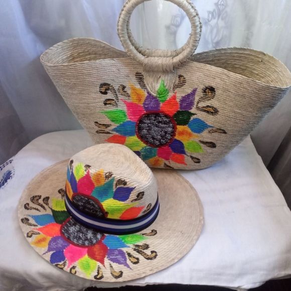 New Mexican hand painted set - Picture 1 of 5